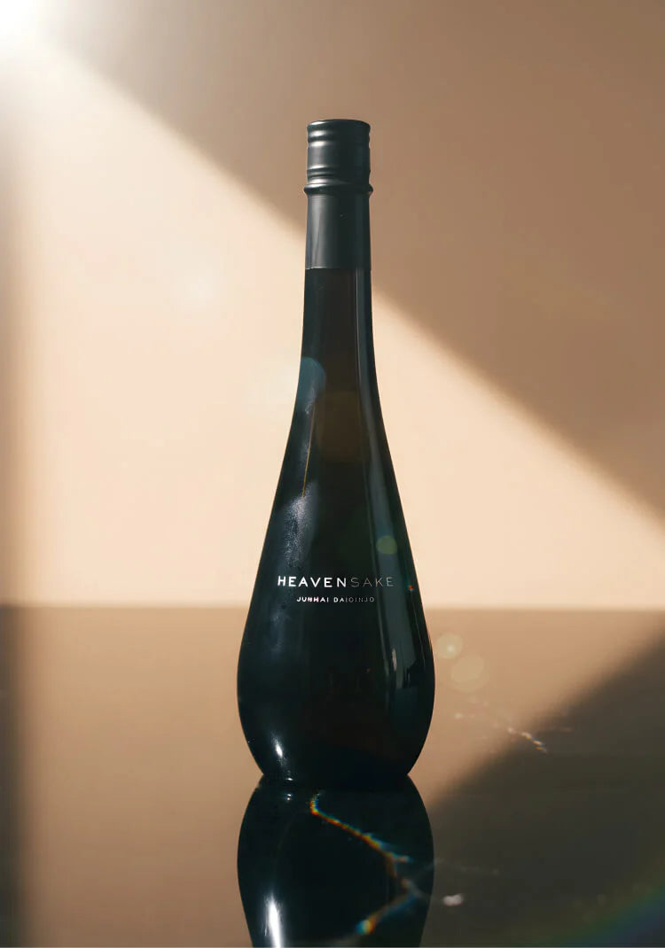 LABEL NOIR in afternoon light.